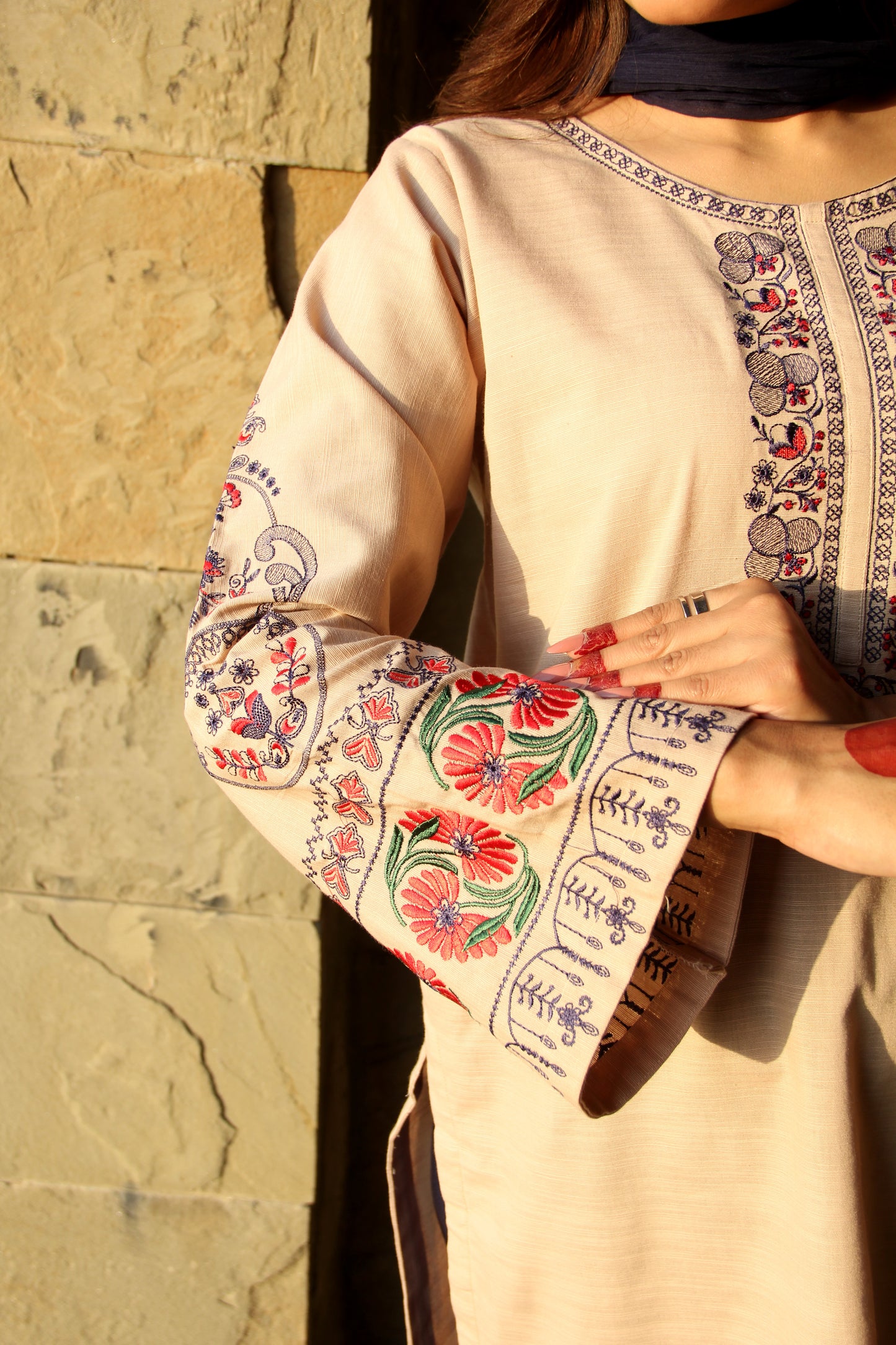 DESERTBLUE EMBROIDERED KHADDAR SUIT (2-PIECE)